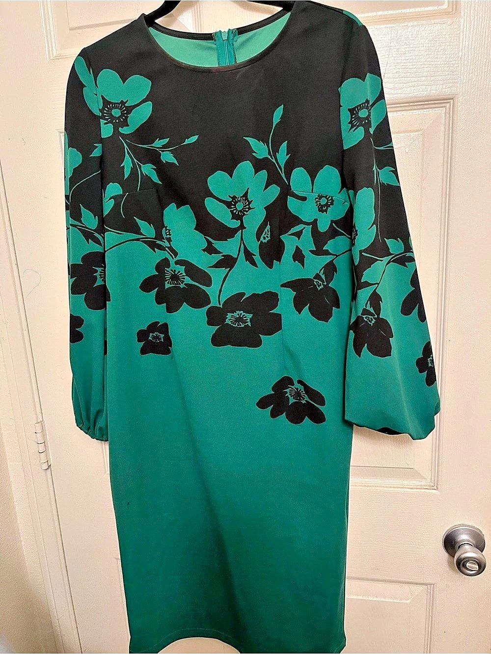 Floral Long Sleeve Dress in Green & Black